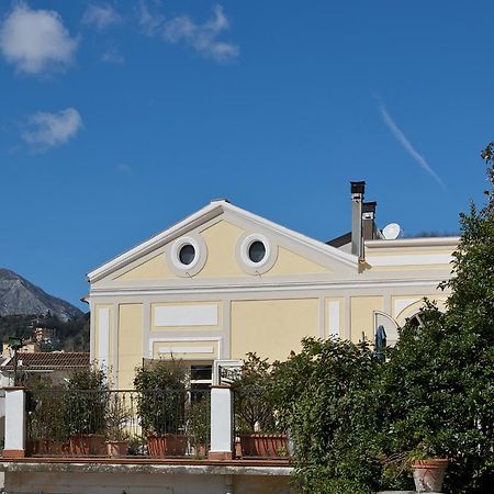 La Casa di Donn'Amelia Bed & Breakfast Molina  Bagian luar foto