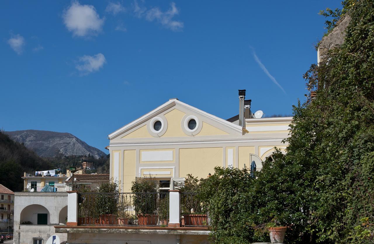 La Casa di Donn'Amelia Bed & Breakfast Molina  Bagian luar foto